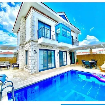 Tatil Evi Alacati Ayn-i Ala Misafir Evi *